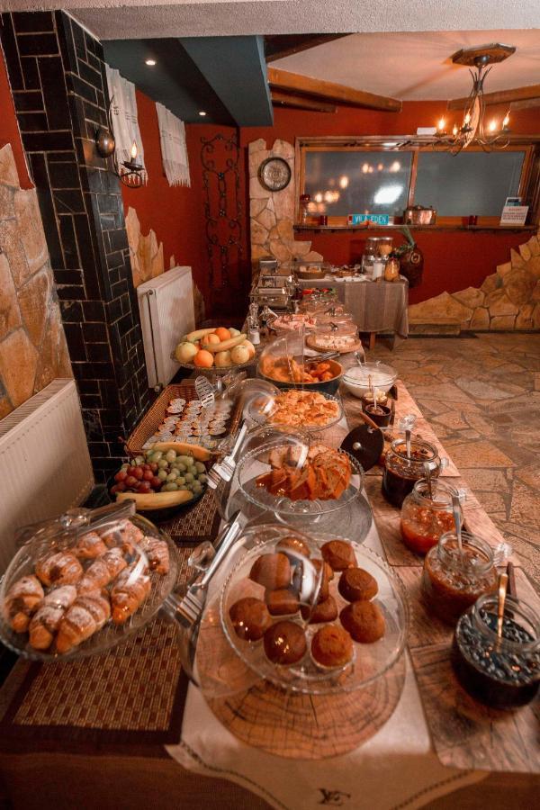 Vila Eden Boutique Hotel Korce Esterno foto
