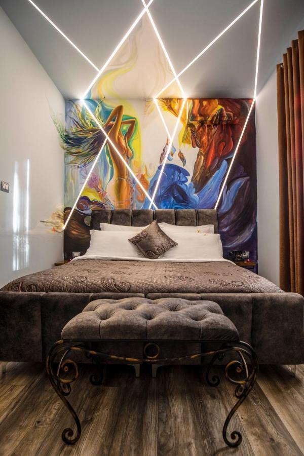 Vila Eden Boutique Hotel Korce Esterno foto