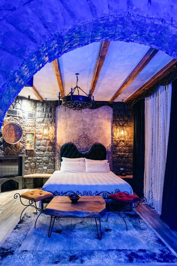 Vila Eden Boutique Hotel Korce Esterno foto